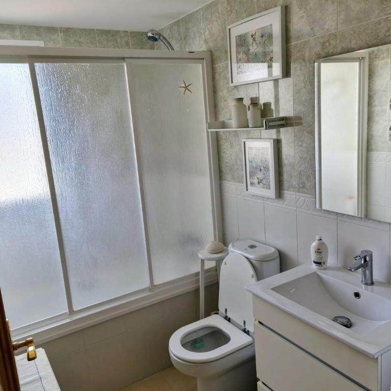 Apartamento Torre 3 Gemelos 22 Benidorm Levante Beach - Two-Bedroom Apartment with Balcony - 19