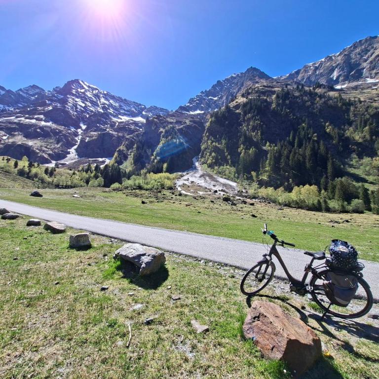 Lovely Rita Studio, modern Studio - balcony and mountain view - center Kaprun - Studio-Apartment - 30
