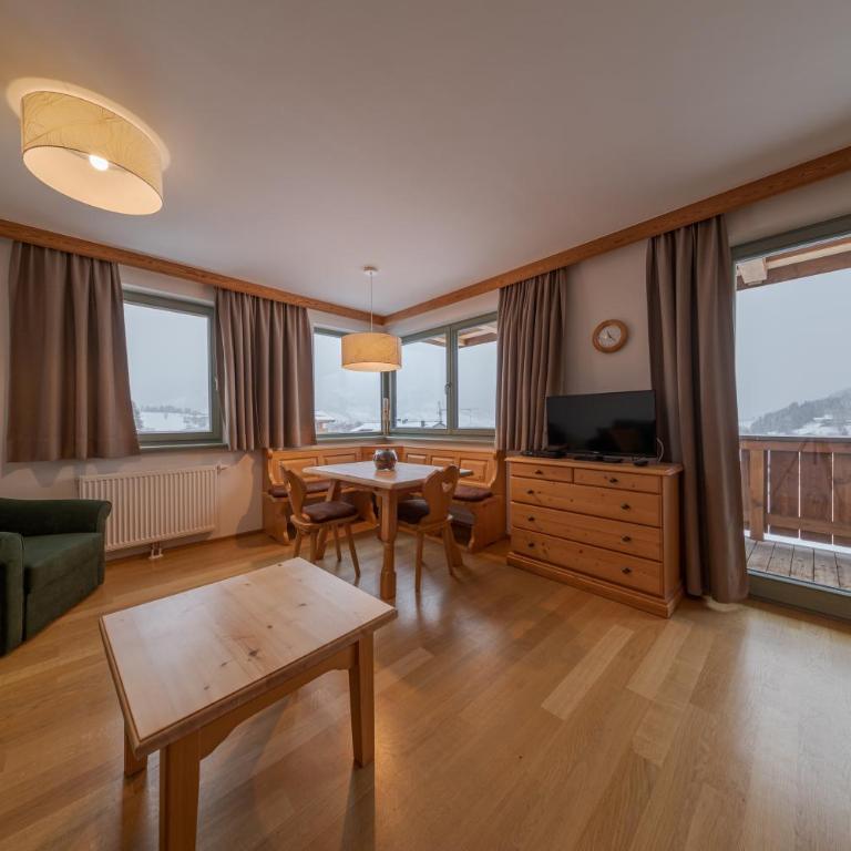 Appartement-Edelweiss - Apartment mit 1 Schlafzimmer und Balkon - 2