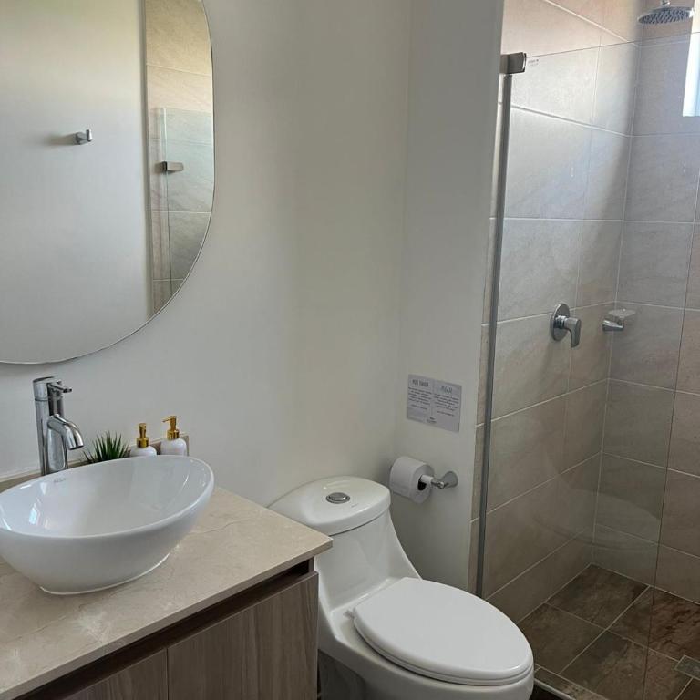 Allianze Apartahotel - Three-Bedroom Apartment - 8