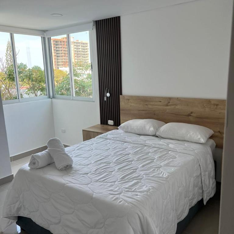Allianze Apartahotel - Three-Bedroom Apartment - 9