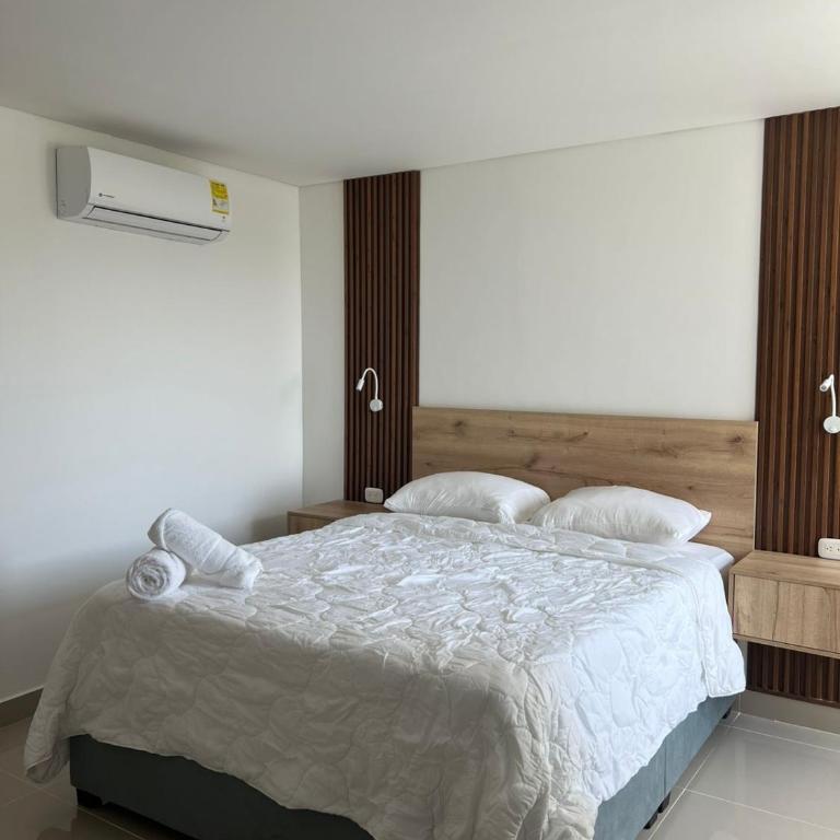 Allianze Apartahotel - Three-Bedroom Apartment - 2