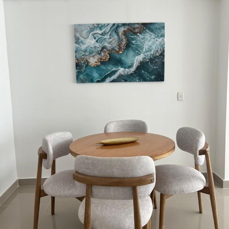 Allianze Apartahotel - Three-Bedroom Apartment - 4