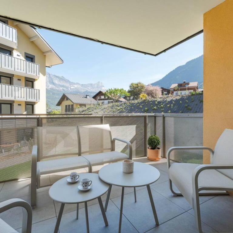 Alpin Moderne 2PAX Proche Gare et Thermes Paisible - Appartement - 34