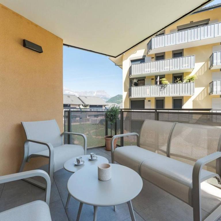 Alpin Moderne 2PAX Proche Gare et Thermes Paisible - Appartement - 32