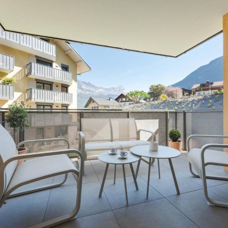 Alpin Moderne 2PAX Proche Gare et Thermes Paisible - Appartement - 27