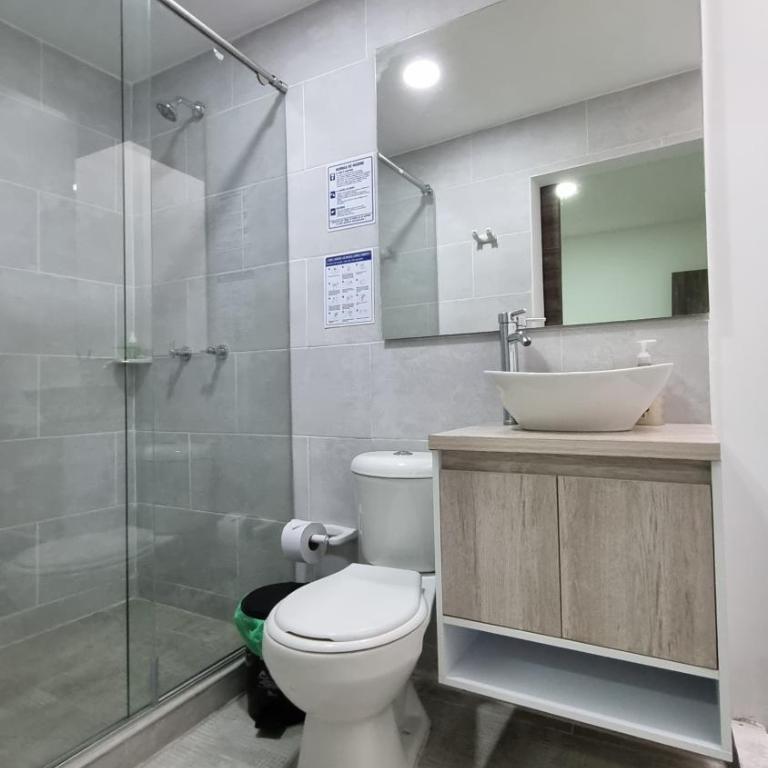 Hotel Fuente Real Popayán - Triple Room with Private Bathroom - 5