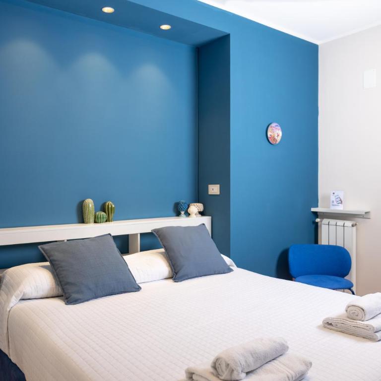 Nottedimare - Deluxe Double Room with Side Sea View - 1