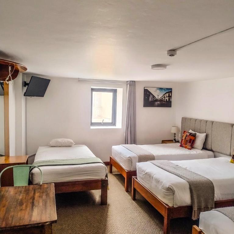 Central Market Hotel San pedro - Comfort Triple Room - 4