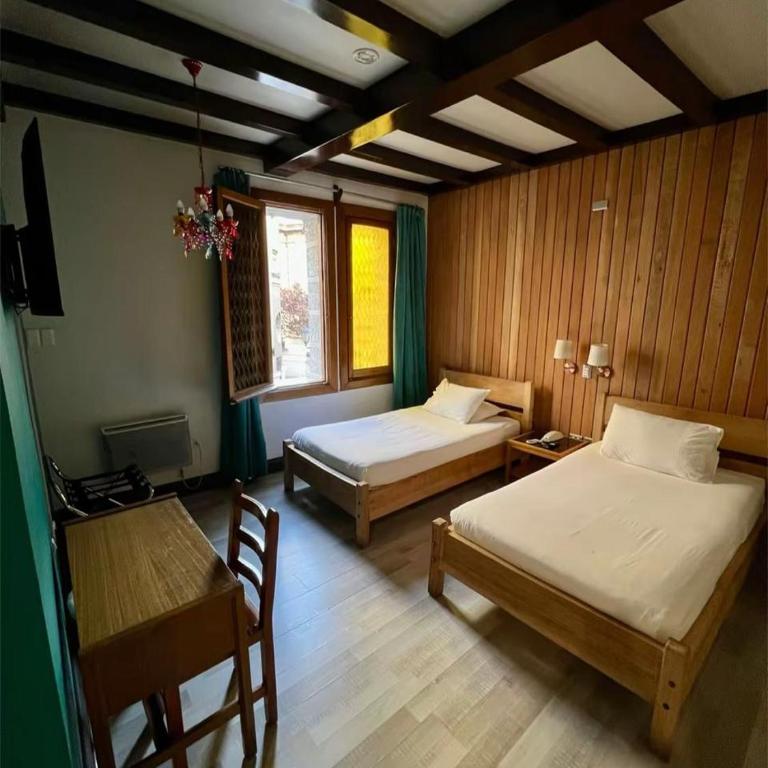 Hotel Vegas - Twin Room - 3