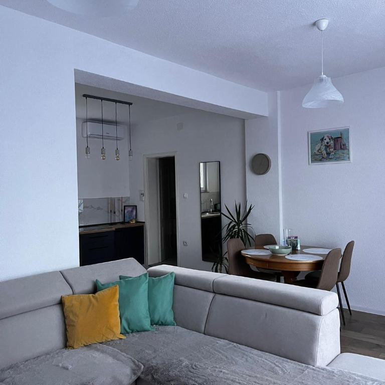 Apartment Ena - One-Bedroom Apartment - 4