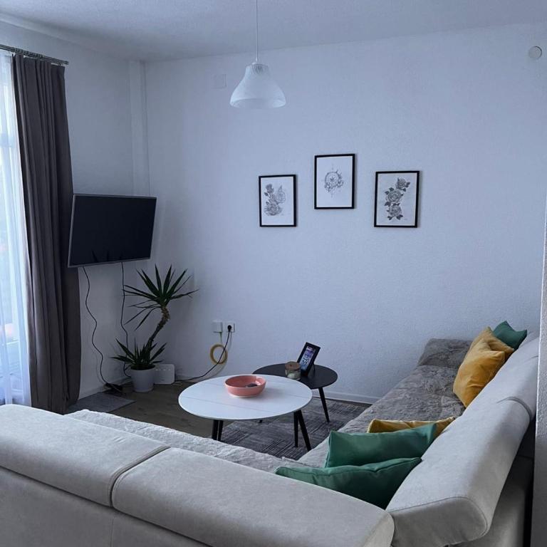 Apartment Ena - One-Bedroom Apartment - 5