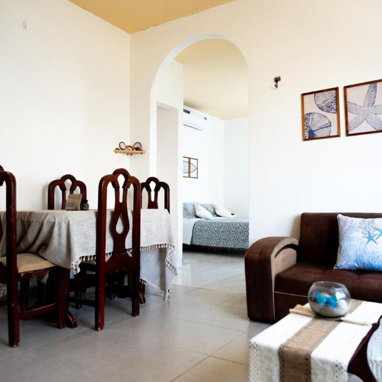 Oceanfront Apartment with Starlink internet - One-Bedroom Apartment - 9