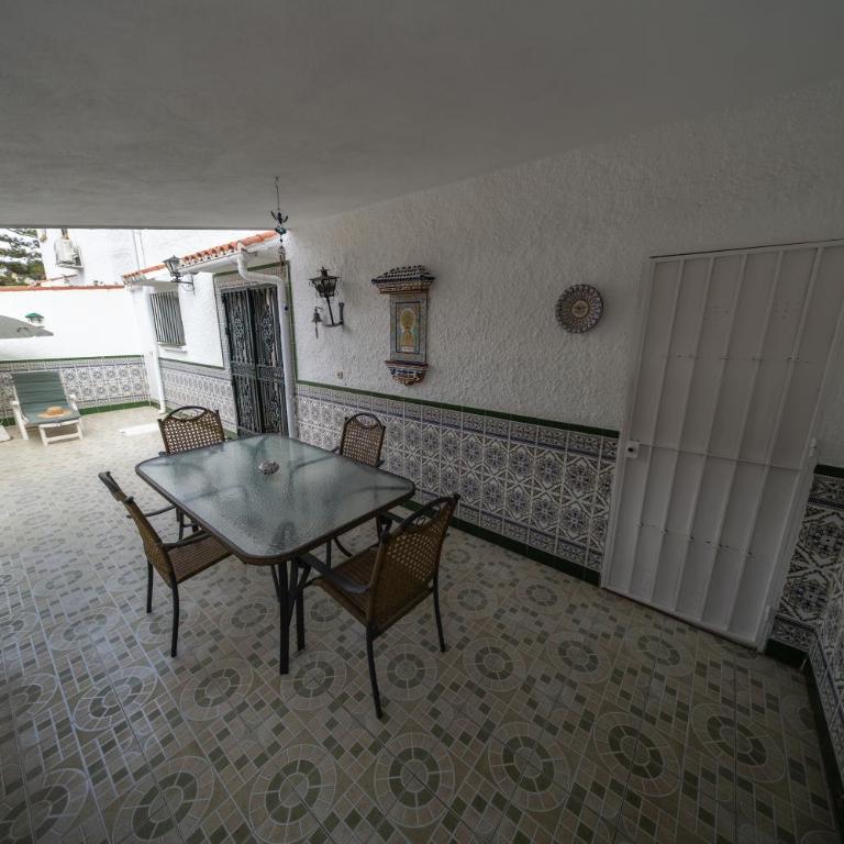 Casa familiar en segunda linea playa con Parking - Villa de 3 dormitorios - 13
