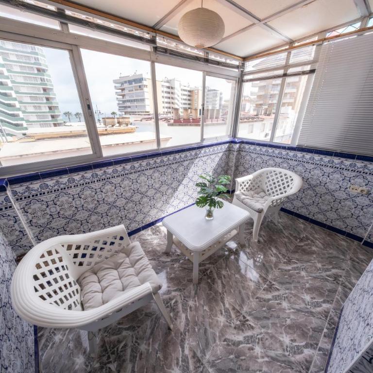 Casa familiar en segunda linea playa con Parking - Villa de 3 dormitorios - 30