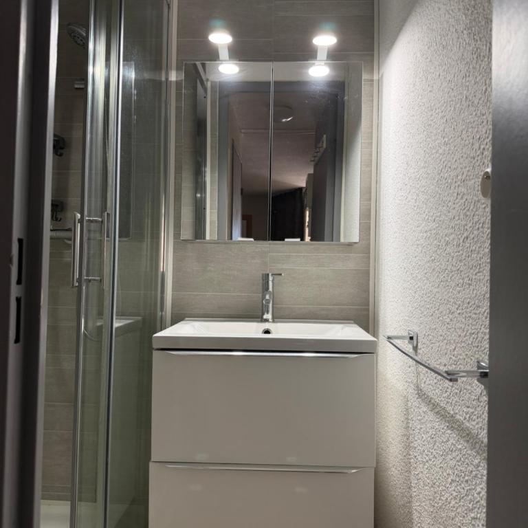 Modern Beach Apartment Valras - Appartement 2 Chambres - 10