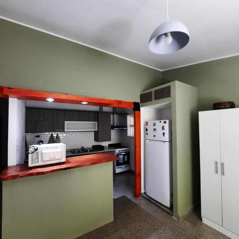 The Ficus Family, A Warm Home - Two-Bedroom House - 1