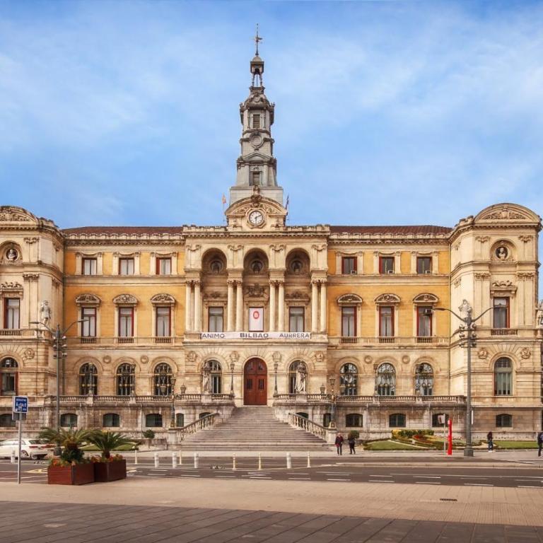 Sobre la Ría de Bilbao, vistas excepcionales - Apartamento de 1 dormitorio - 9