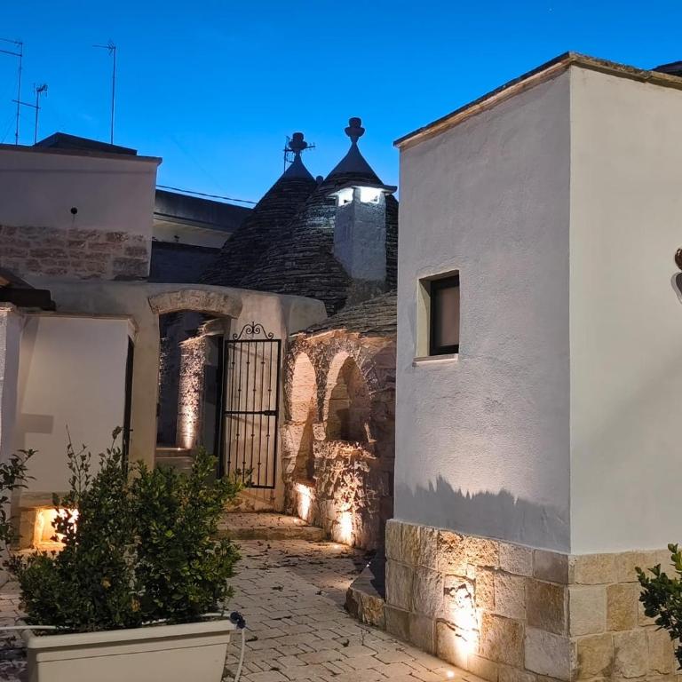 Trulli Pasteur - Trullo Pasteur Old Classic - 18