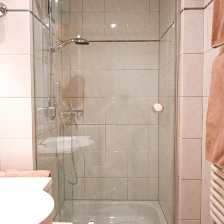 Gästehaus Alpenruh - Apartment mit 1 Schlafzimmer und Balkon - 3