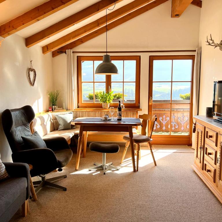 Gästehaus Alpenruh - Apartment mit 1 Schlafzimmer und Balkon - 3