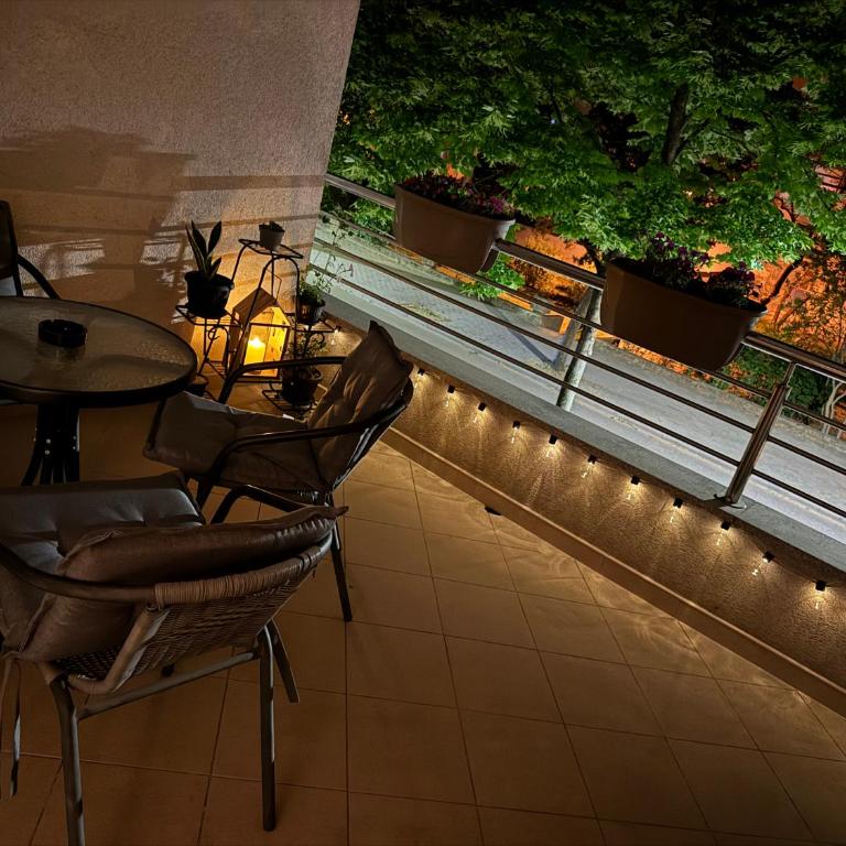 Rondo Mostar - Two-Bedroom Apartment with Balcony - 4