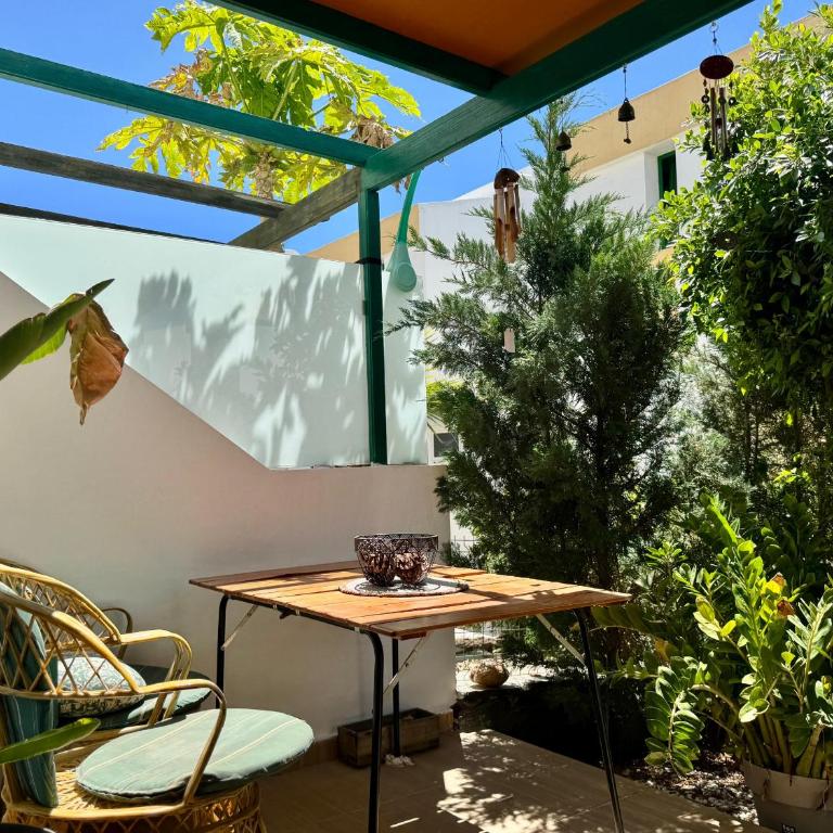 Tropical Sun - One-Bedroom House - 5