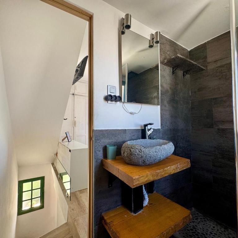 Tropical Sun - One-Bedroom House - 21