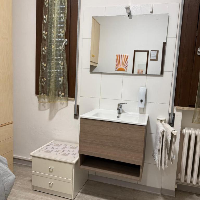 La Suite & Al Giardino - Camera Singola con Bagno in Comune - 7