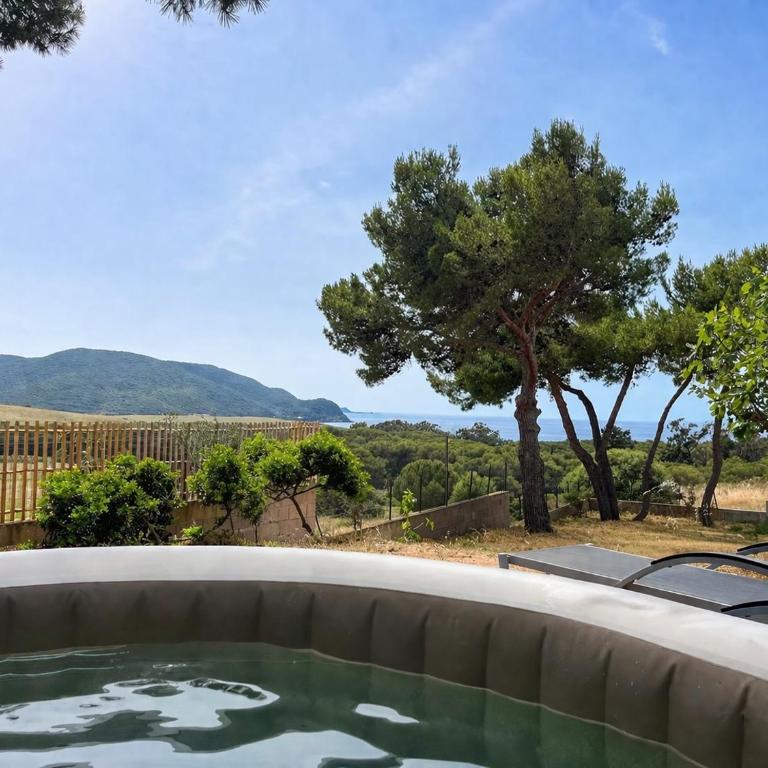 F2 à Capo di Feno, Nature, plage et jacuzzi - One-Bedroom Apartment - 2