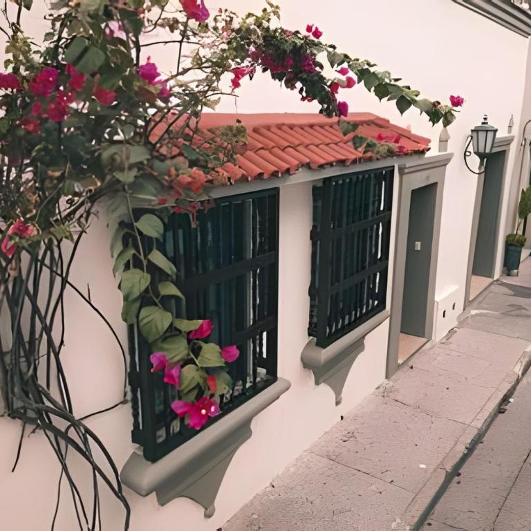 Casa Colonial en Centro Histórico con piscina - Six-Bedroom House - 1