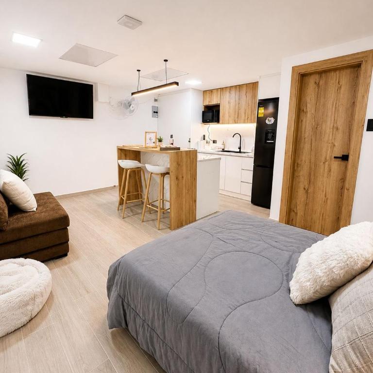 Suite Moderno y Acogedora con Ubicación Ideal de un solo ambiente - Two-Bedroom Apartment - 5