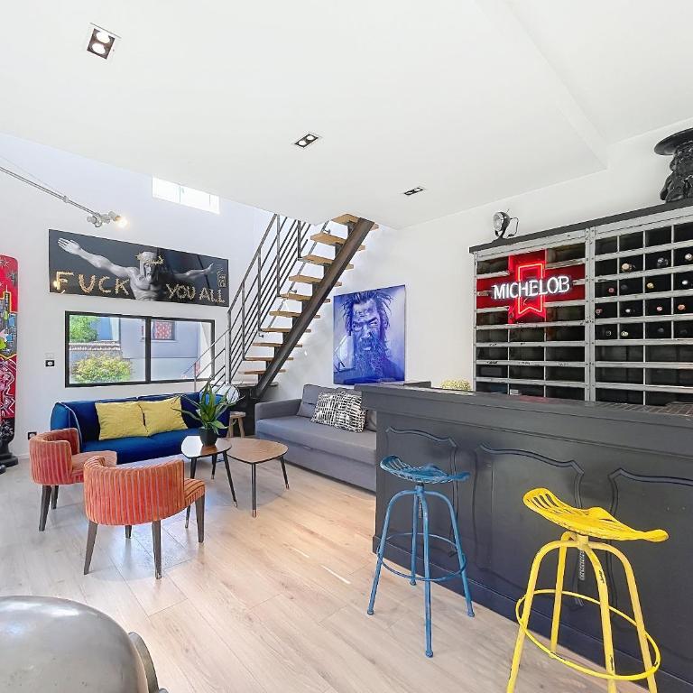 Loft rare - Jardin privatif - 2 parkings - Reims - Casa con 2 Camere da Letto - 3