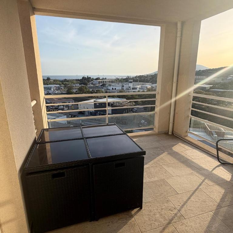 F2 Ajaccio - Dernier étage avec terrasse vue mer - Appartement 2 Chambres - 4