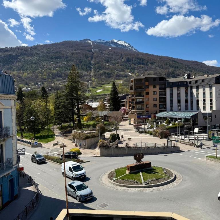 Le Galibier - Loft sous les toits au cœur de Briançon - Two-Bedroom Apartment - 12