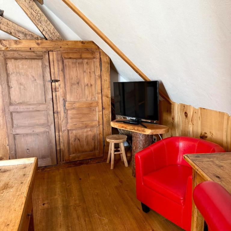 Le Galibier - Loft sous les toits au cœur de Briançon - Two-Bedroom Apartment - 13