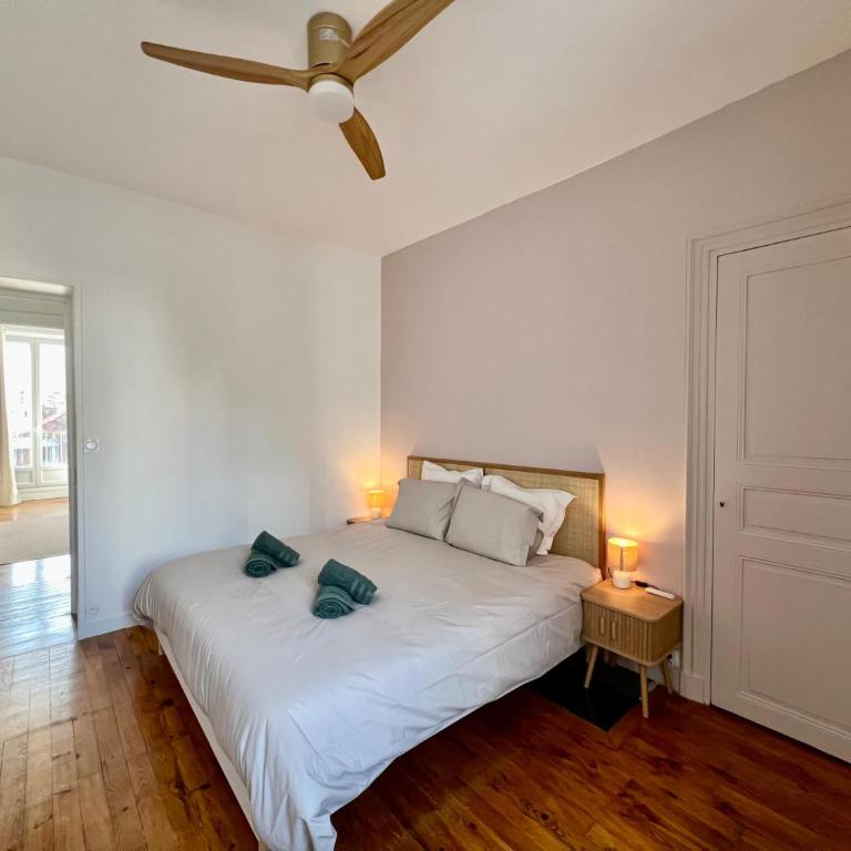 2 chambres, Parking privé, Gare à 8 min - Appartement 2 Chambres - 19