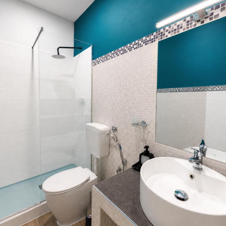 Storico17 - Deluxe Triple Room with Sea View - 9