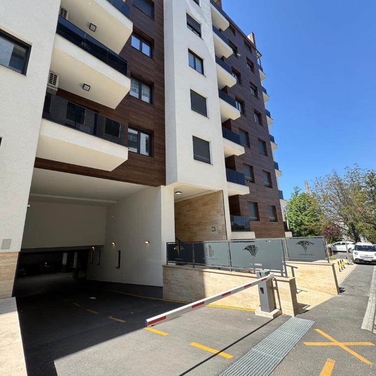 Lux Apartment near Ada Mall & Lake - Apartman sa 2 Spavaće Sobe - 9