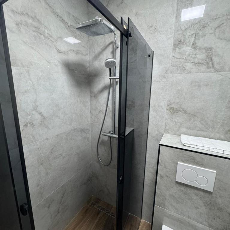Lux Apartment near Ada Mall & Lake - Apartman sa 2 Spavaće Sobe - 35