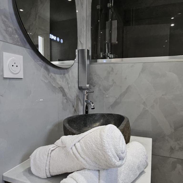 Luxury & Comfort with private parking - Apartment mit 1 Schlafzimmer - 28