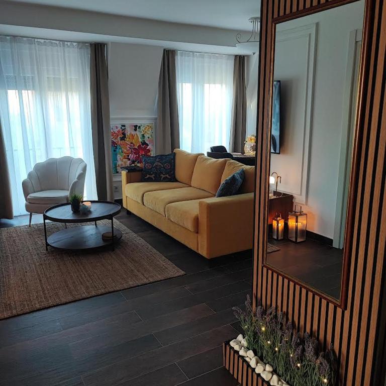 EMEM 2 - City View Apartment - Two-Bedroom Apartment - 35