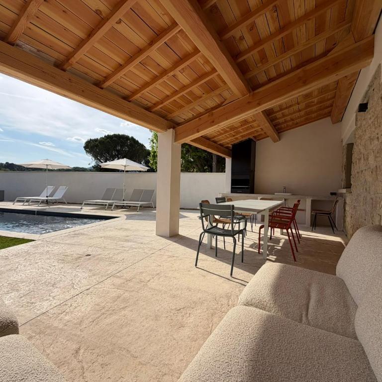 Villa Quatre Coeurs voor 10p met zwembad airco Mont Ventoux - Villa - 4