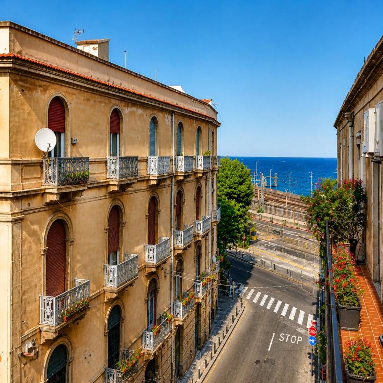 Storico17 - Deluxe Triple Room with Sea View - 11