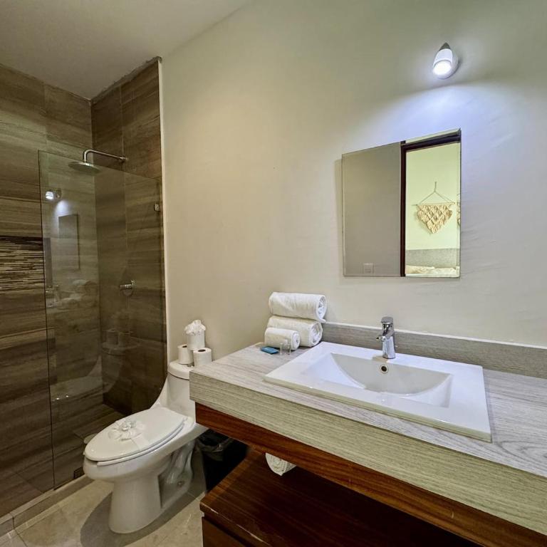 Ideal Area, Comfy Bed, 4 Blocks from 5th & Shops - Single Room - 35