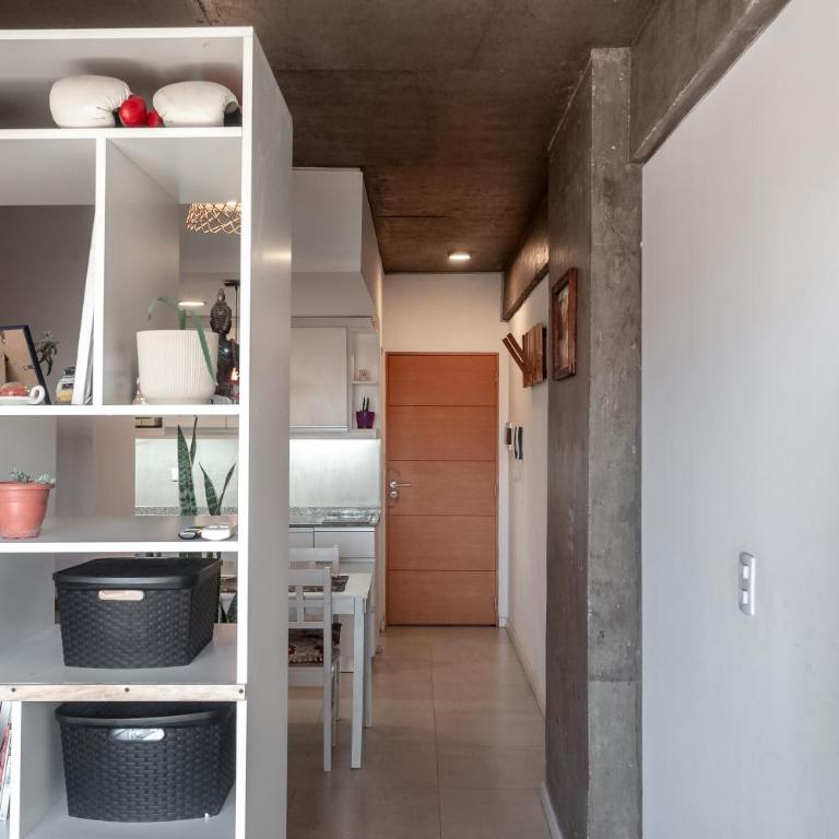 Amplio y cómodo Monoambiente - Apartamento de 1 dormitorio - 7