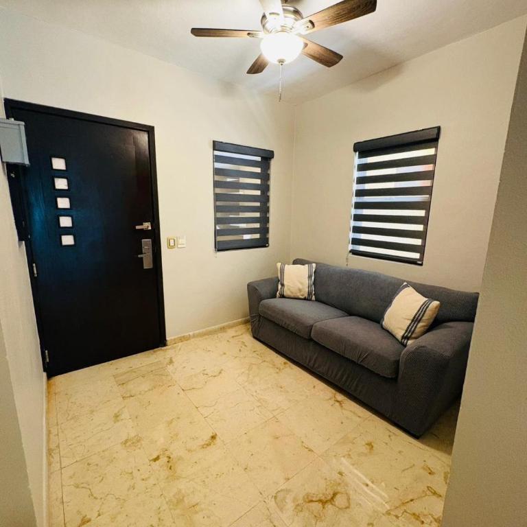 Oceanfront Condo a Block Off 5th in Heart of Playa - Apartment - 8