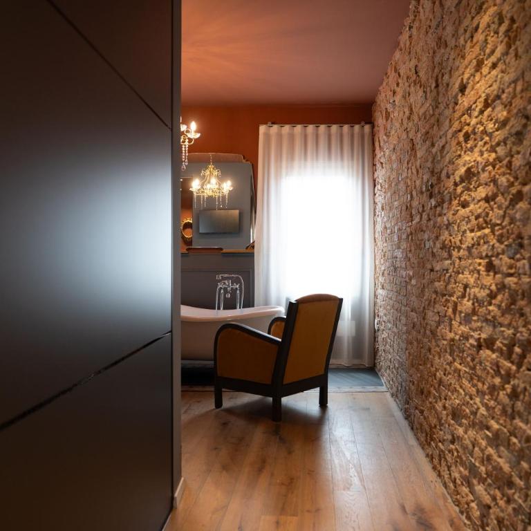 Spaccavento Boutique Rooms - Camera King con Vasca Idromassaggio - 17