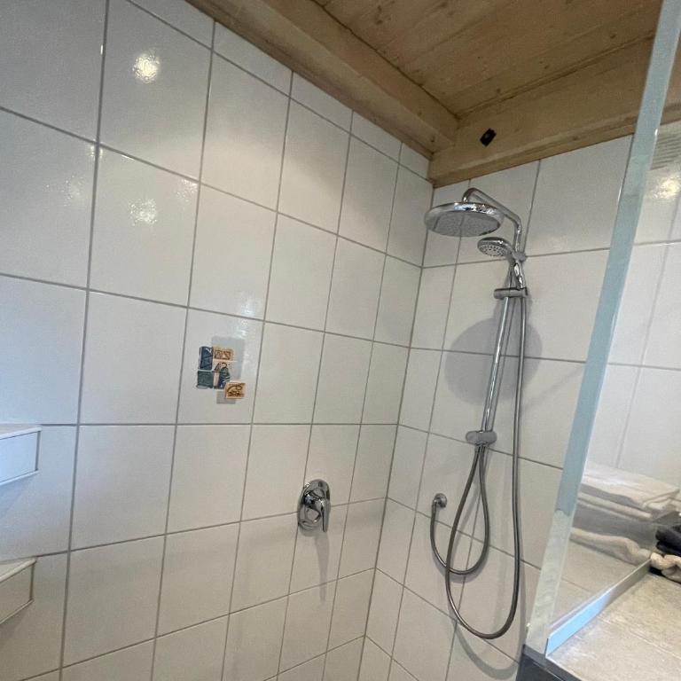 Ferienwohnung Ice Arena View - Chiemgau Karte - Apartment mit Balkon - 7
