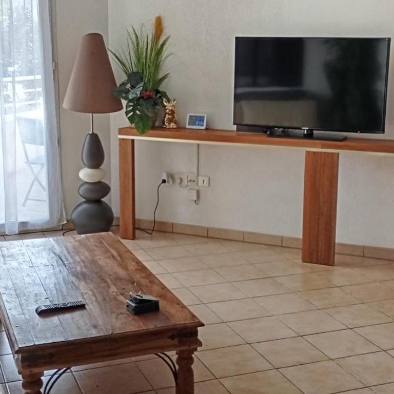 A Poitiers 2 chambres, très jolis appartement de 64 m2 - Appartement 2 Chambres - 1